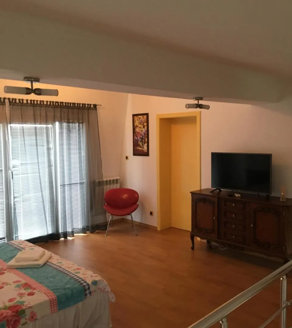 Villa Omnia Golden Sands